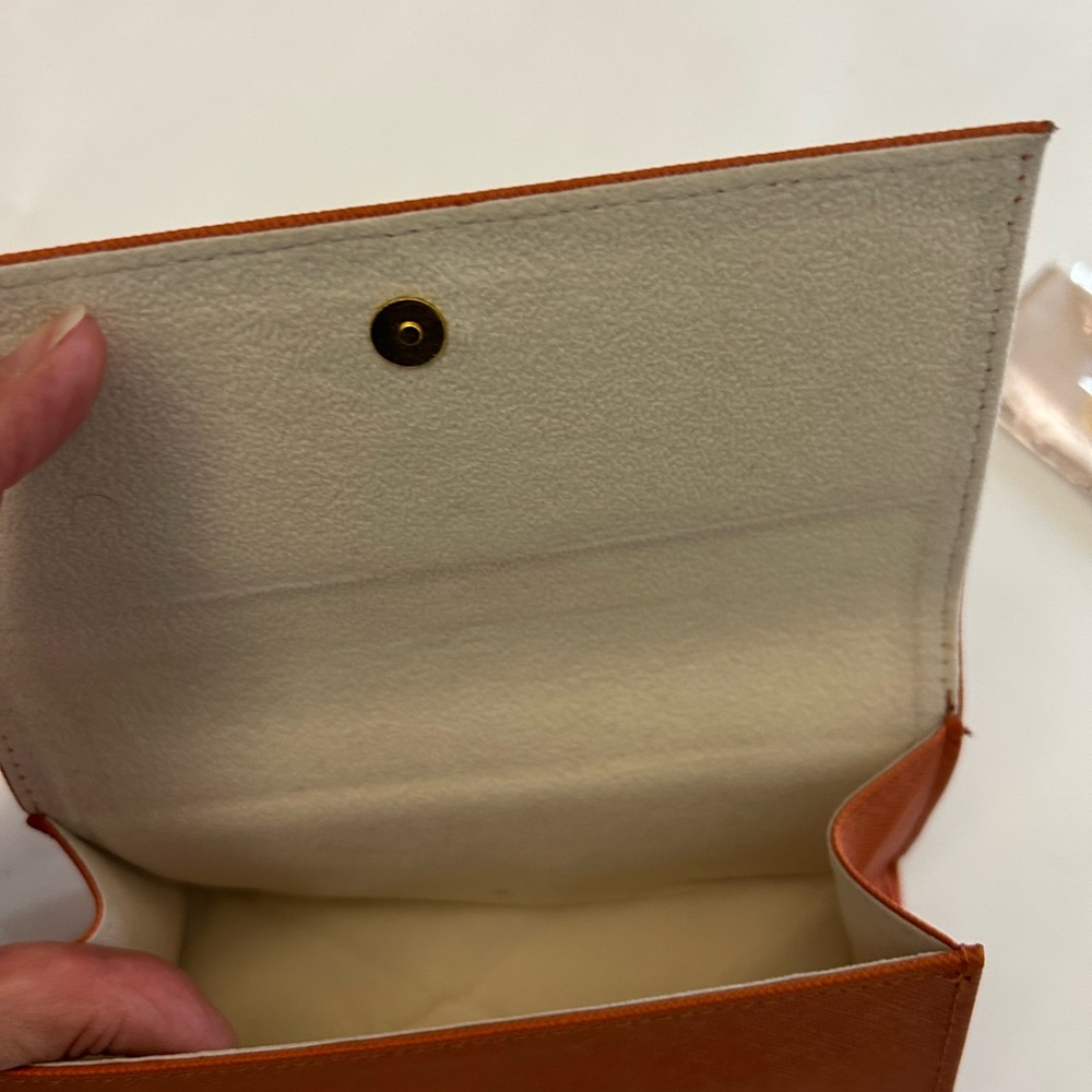 Tory Burch Orange eyeglass case and Tory Burch. Cloth - Picture 6 of 10